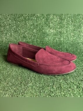 Dexflex Comfort Wine Colored Faux Suede Flat Shoes Size 10